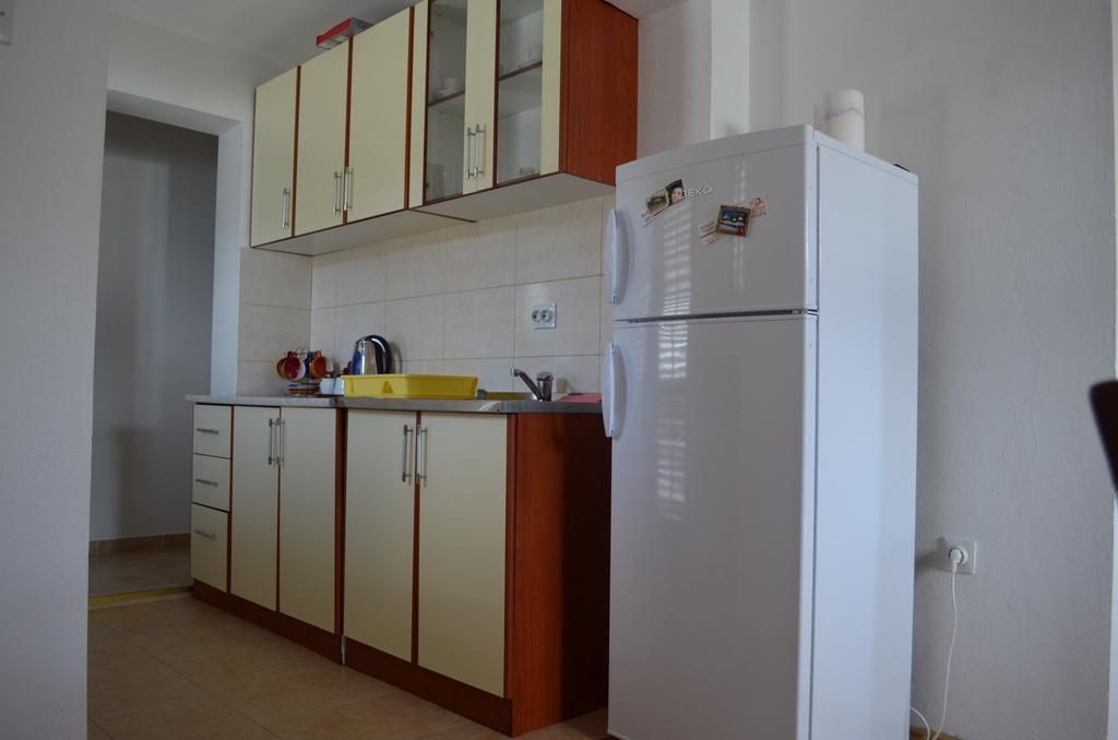 Apartments Dobrisa Kotor Rum bild