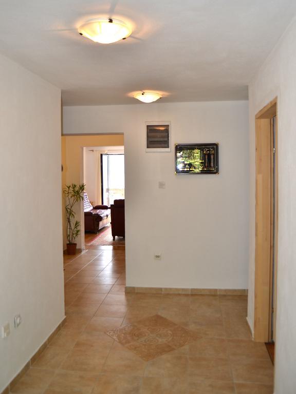 Apartments Dobrisa Kotor Exteriör bild