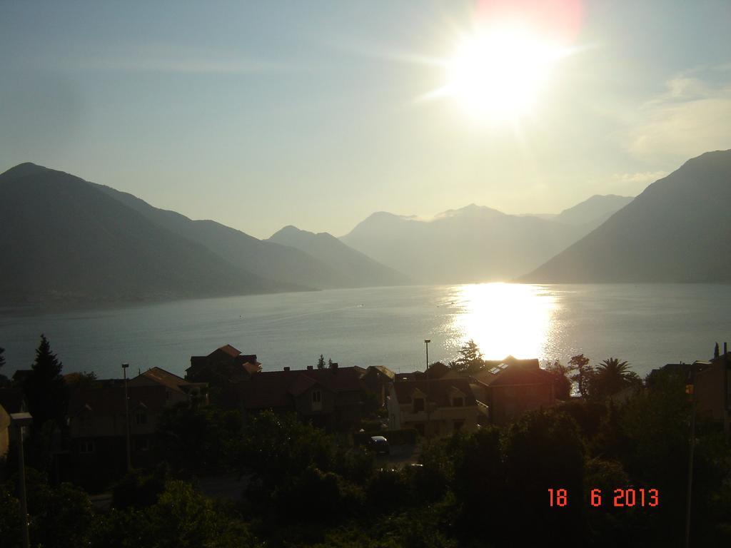 Apartments Dobrisa Kotor Rum bild